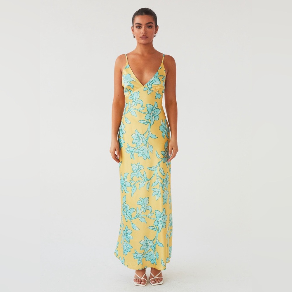 NWT yellow and blue floral Sorrento Pepper Mayo Dress